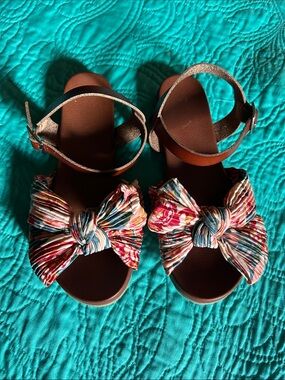 MIA Brown Sandals with Multicolor Floral Bow